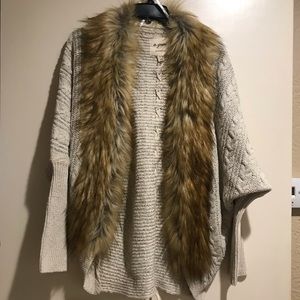 Fur Trimmed Cardigan ((Faux Fur)